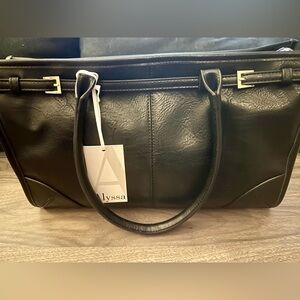 Alyssa East West Shoulder w/Crossbody